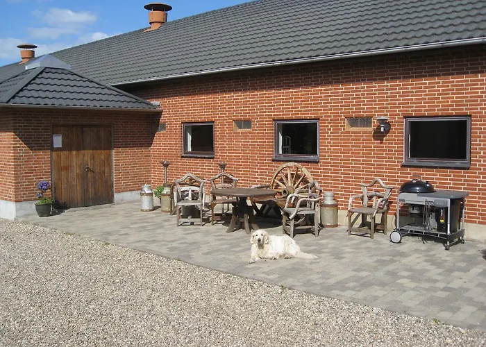 Den Gamle Kostald Bed & Breakfast 2*