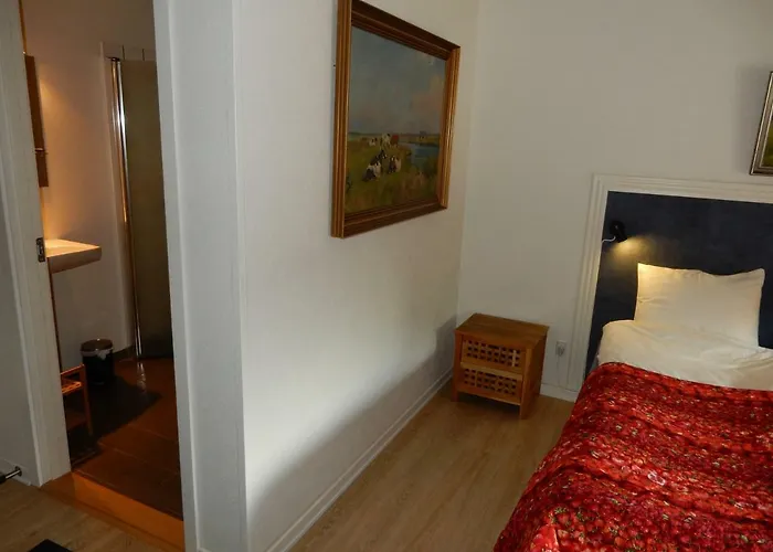 Den Gamle Kostald Bed & Breakfast Holsted